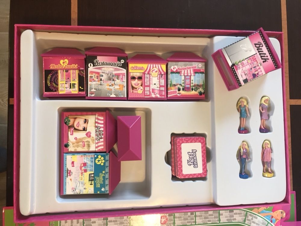 Gra planszowa Barbie Miasto Mody EGMOND