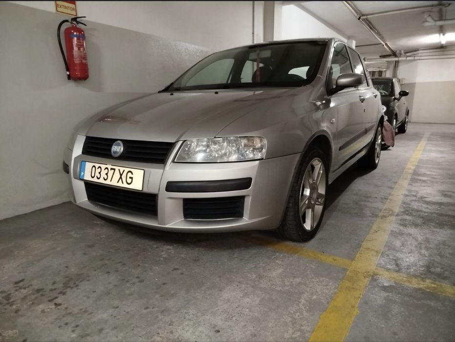 Vende - se Fiat Stilo 1.2 16v 2004