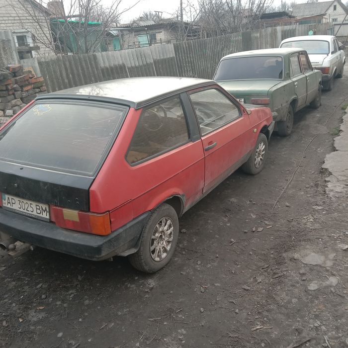 Продам пять авто ВАЗ