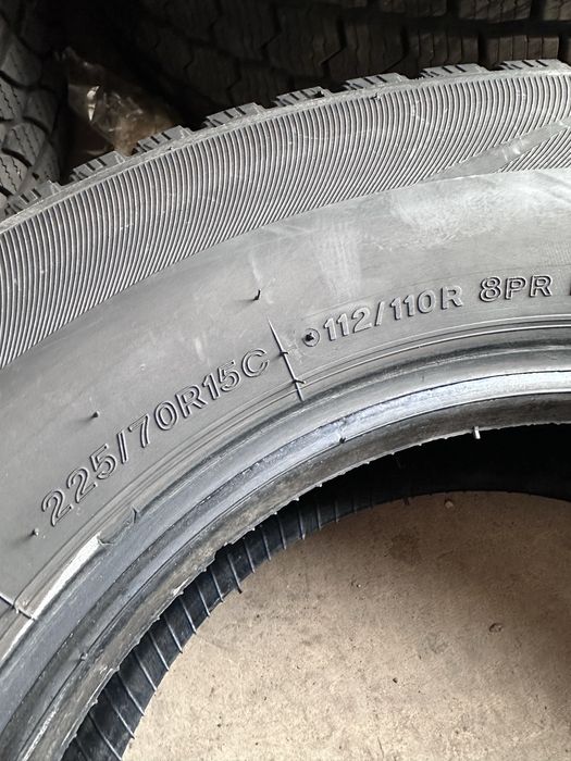 Lassa 33 2023 шини 225 70 15с зима Спрінтер Лт 35 Дукато