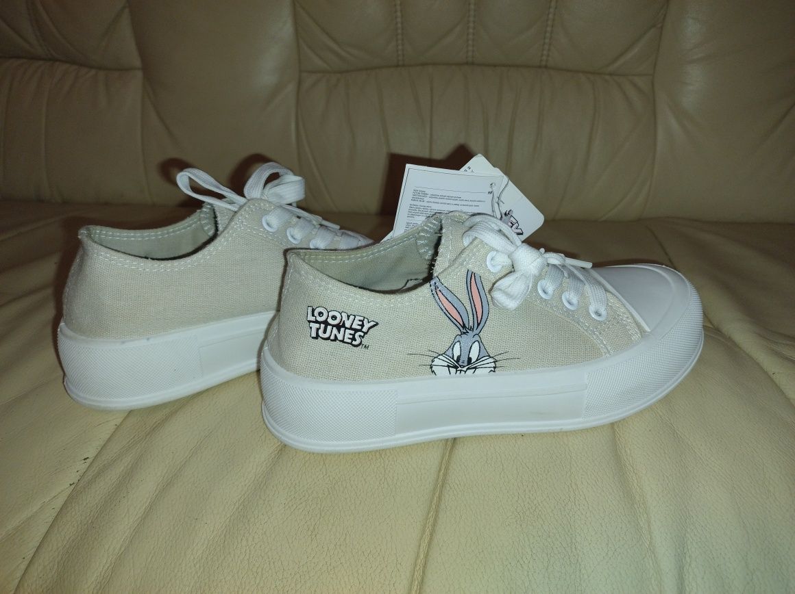 Nowe oryginalne, buty, trampki, tenisówki LOONEY TUNES r.35
