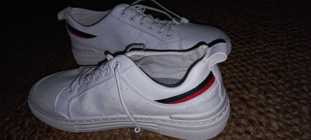 Sapatilhas da Temu ,n 40 pequeno