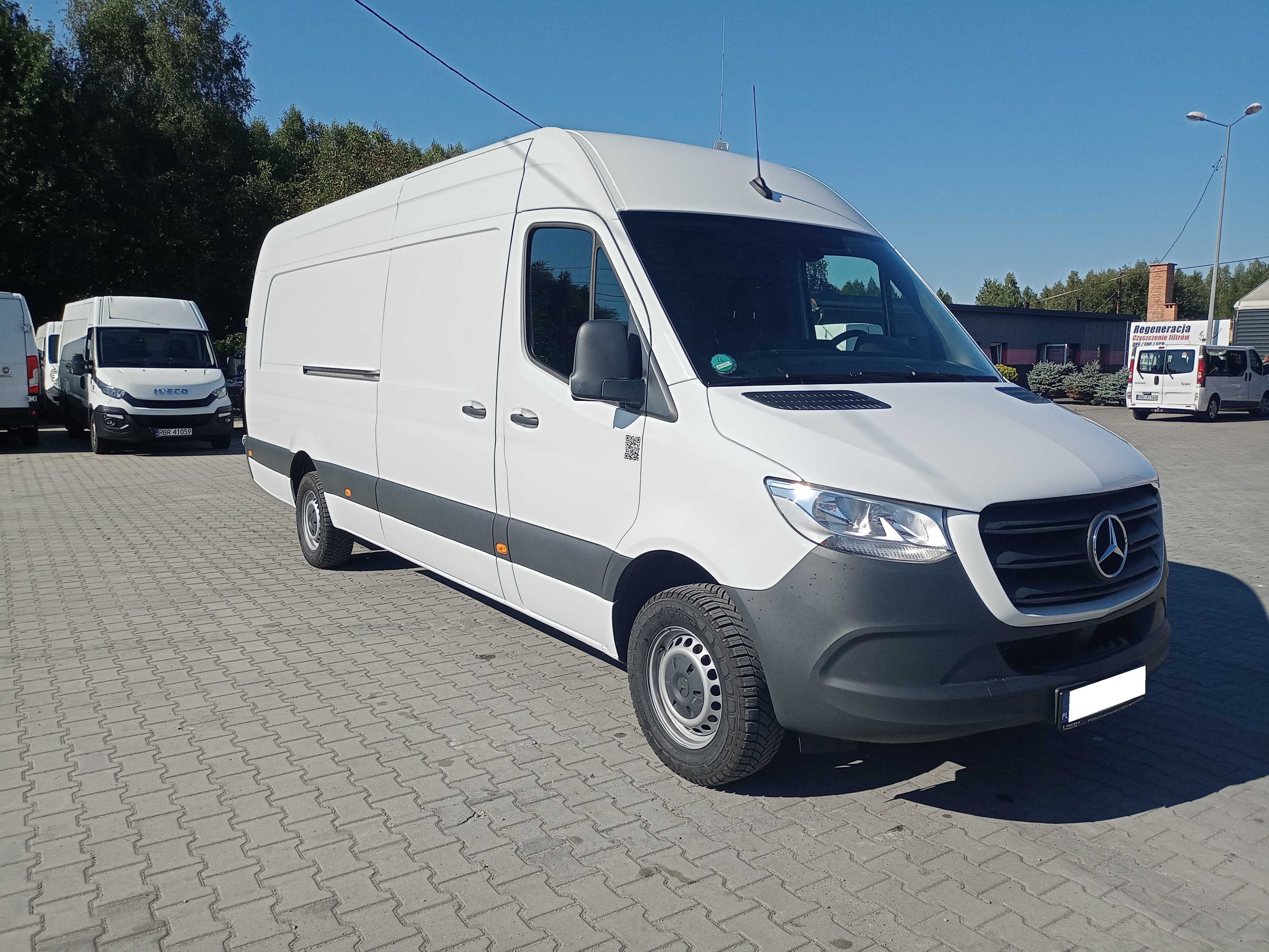 Wynajem busa Mercedes Sprinter 2021r./ 2.2 diesel/150km/ max długi