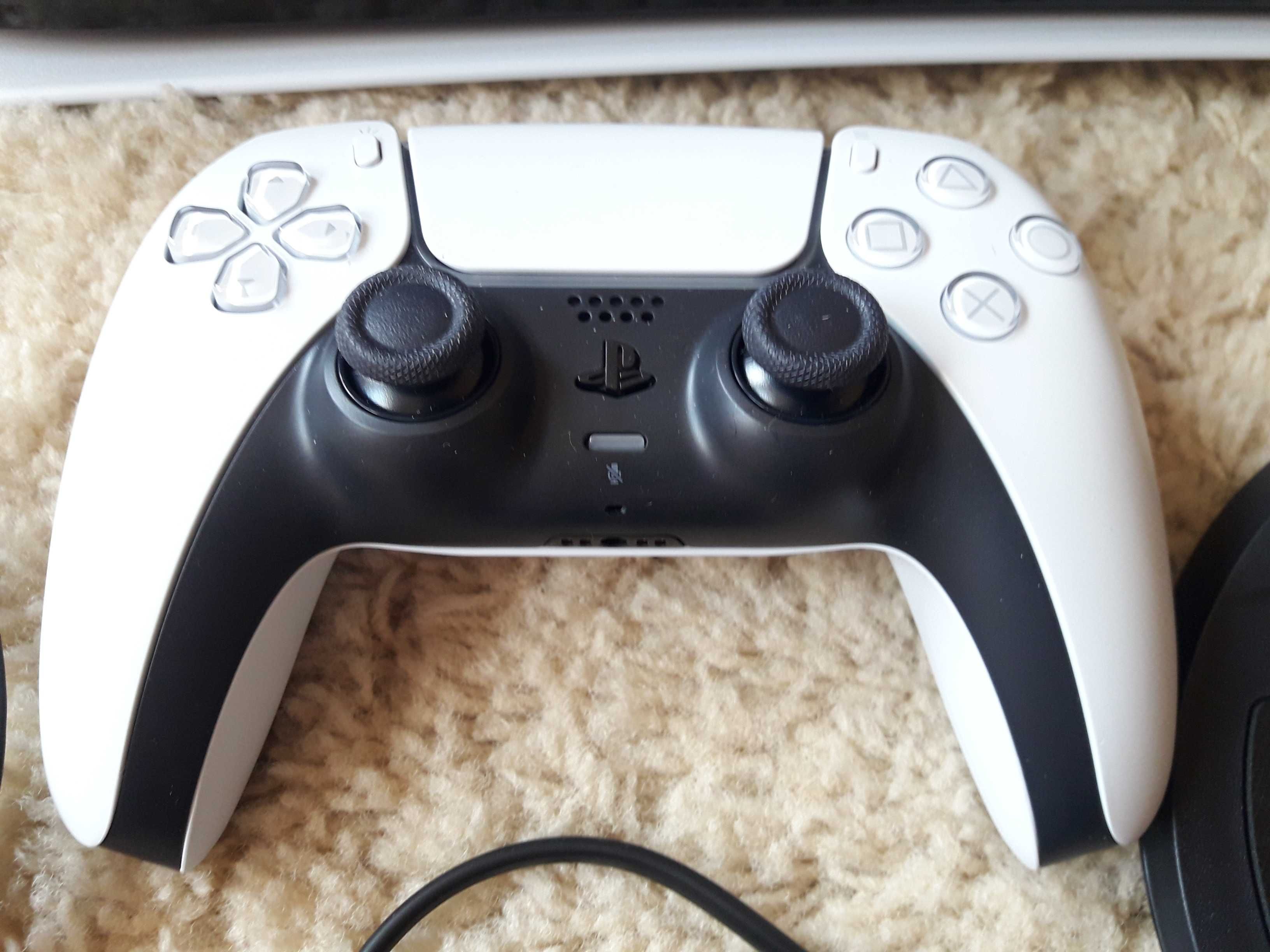 Sony PlayStation 5 825GB White с Blu-ray приводом CFI-1008A
