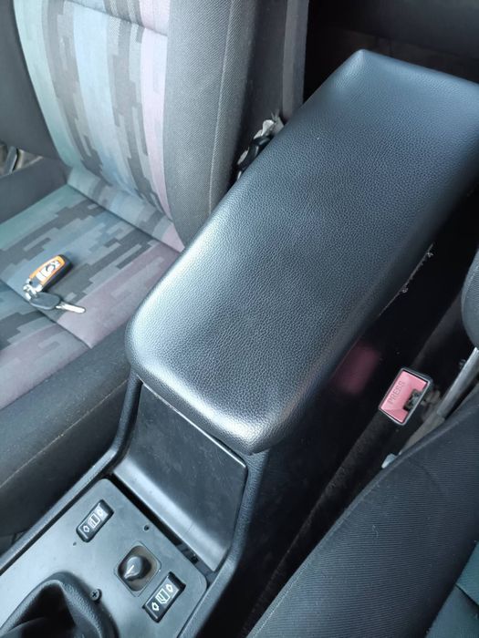 Mercedes Benz C180