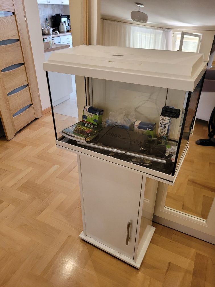 Akwarium Juwel 70 + szafka i akcesoria