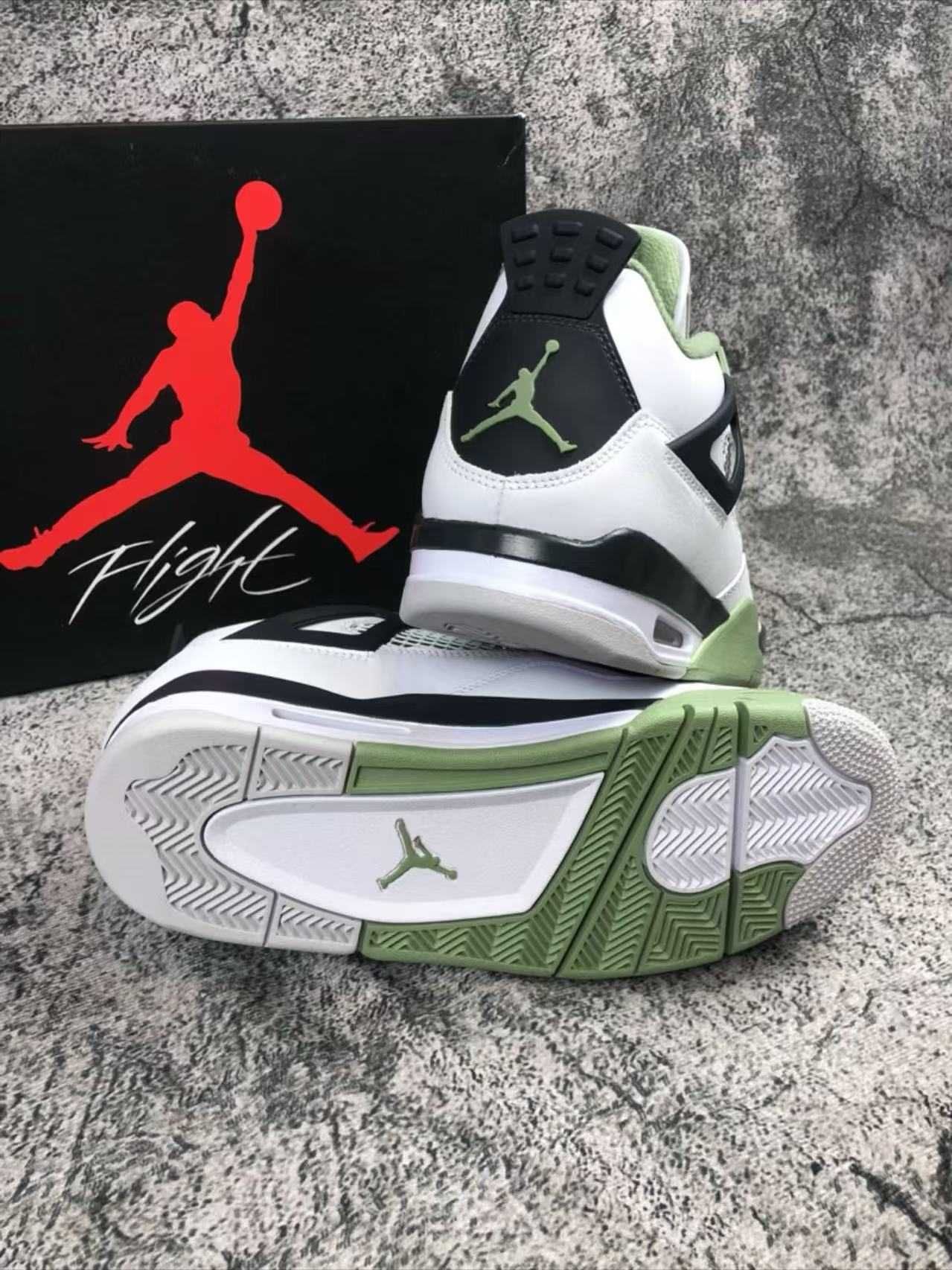 Jordan 4 Retro SB Pine Green R.38