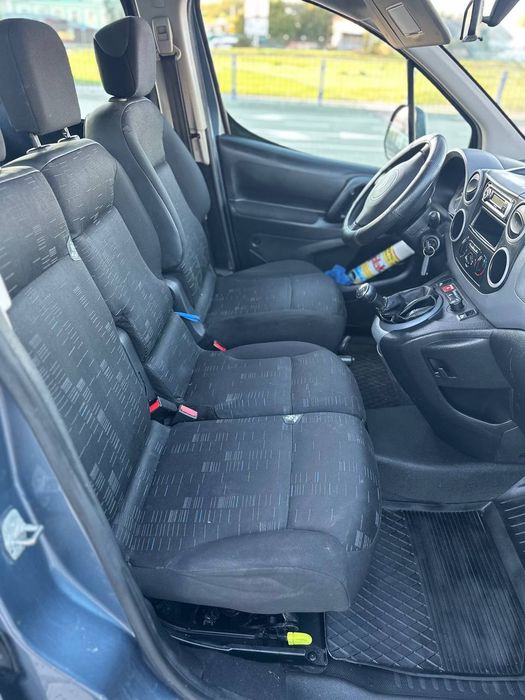 Сітроен берлінго Citroen Berlingo пасажир, Peugeot partner