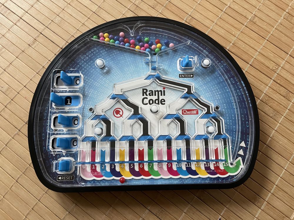 Zabawka edukacyjna Rami Code