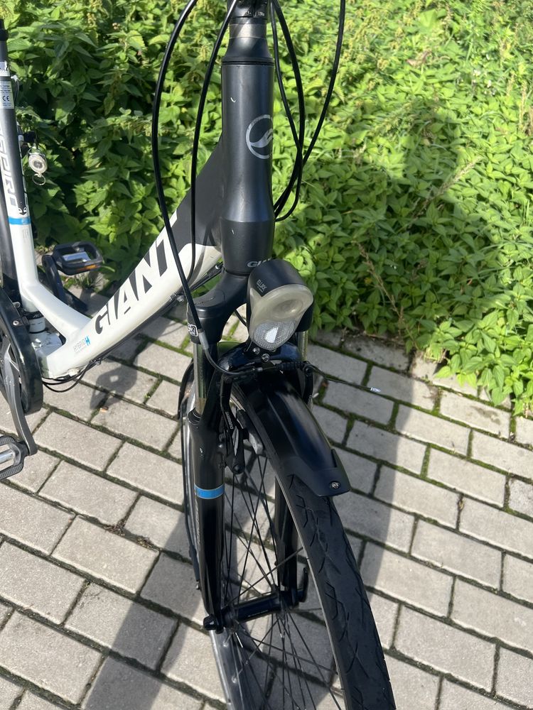 Fajny rower elektryczny GIANT ASPIRO 36V silnik z tyłu, DEORE /A