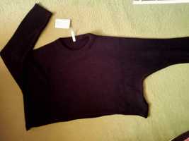 Продам женский укороченный свитерок