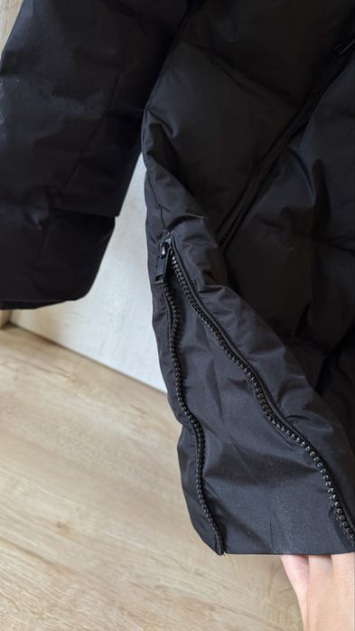 Пуховик ZARA чорний