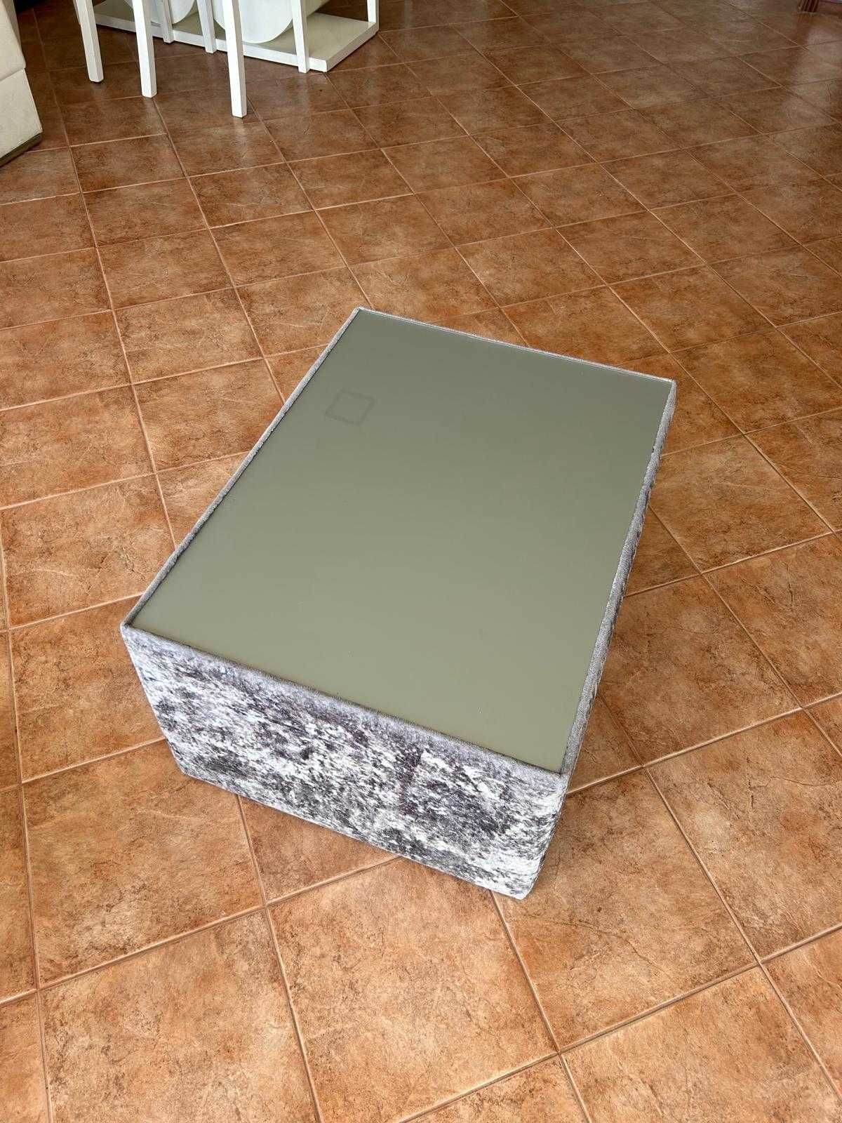 Conjunto de Mesa de Jantar com 4 Cadeiras + Mesa de Centro Estofada