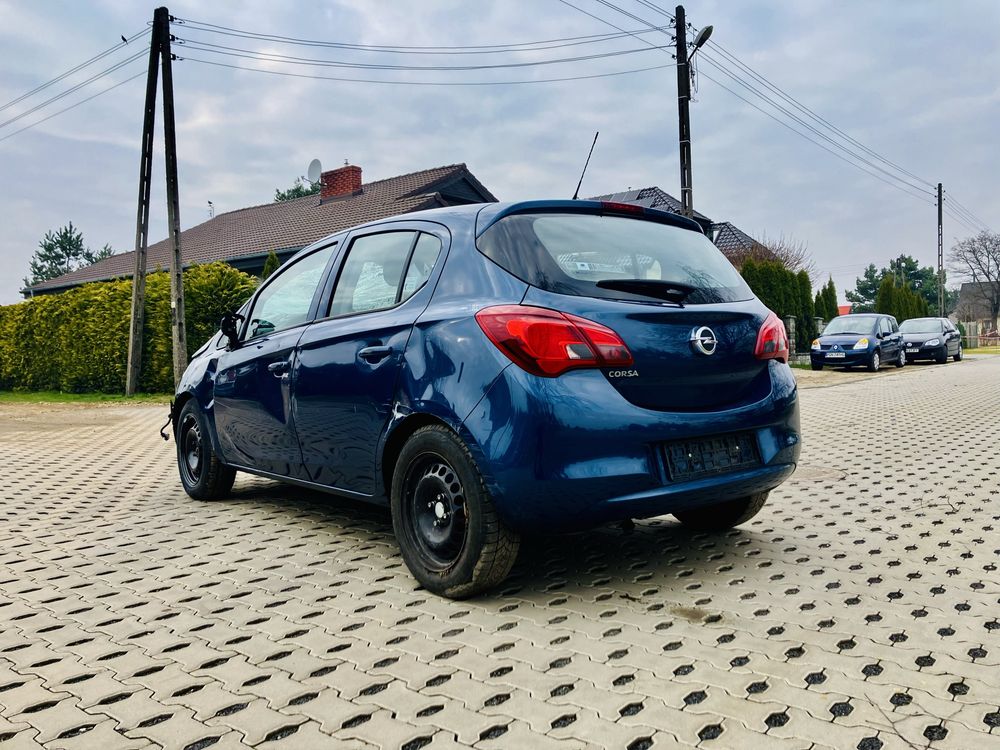 Opel Corsa E 2017 rok 1.4 benzyna 5 drzwi