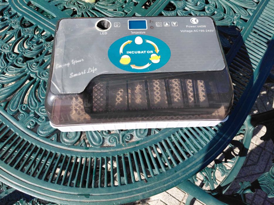 Chocadeira automatica 12 ovos