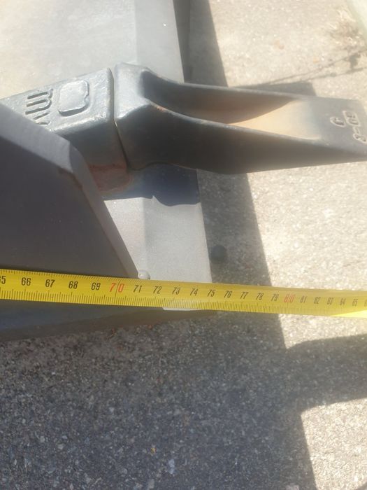 Ківш Dieci земляний із зубами на телескоп   (Італія) Новий