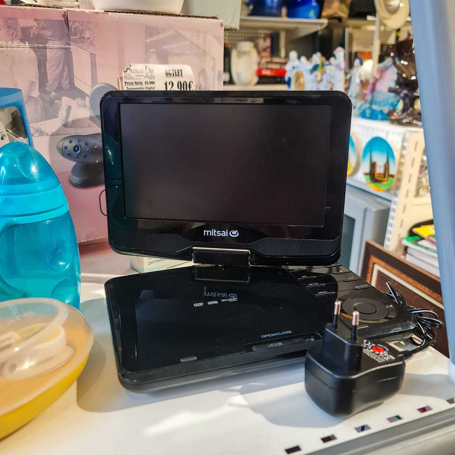 Leitor de DVD Portátil Mitsai DP9302 – Ecrã 9” com Carregador Original
