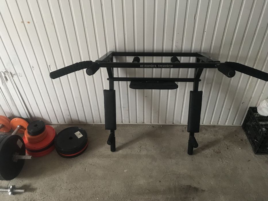 Продам  турник настенный 3в1.