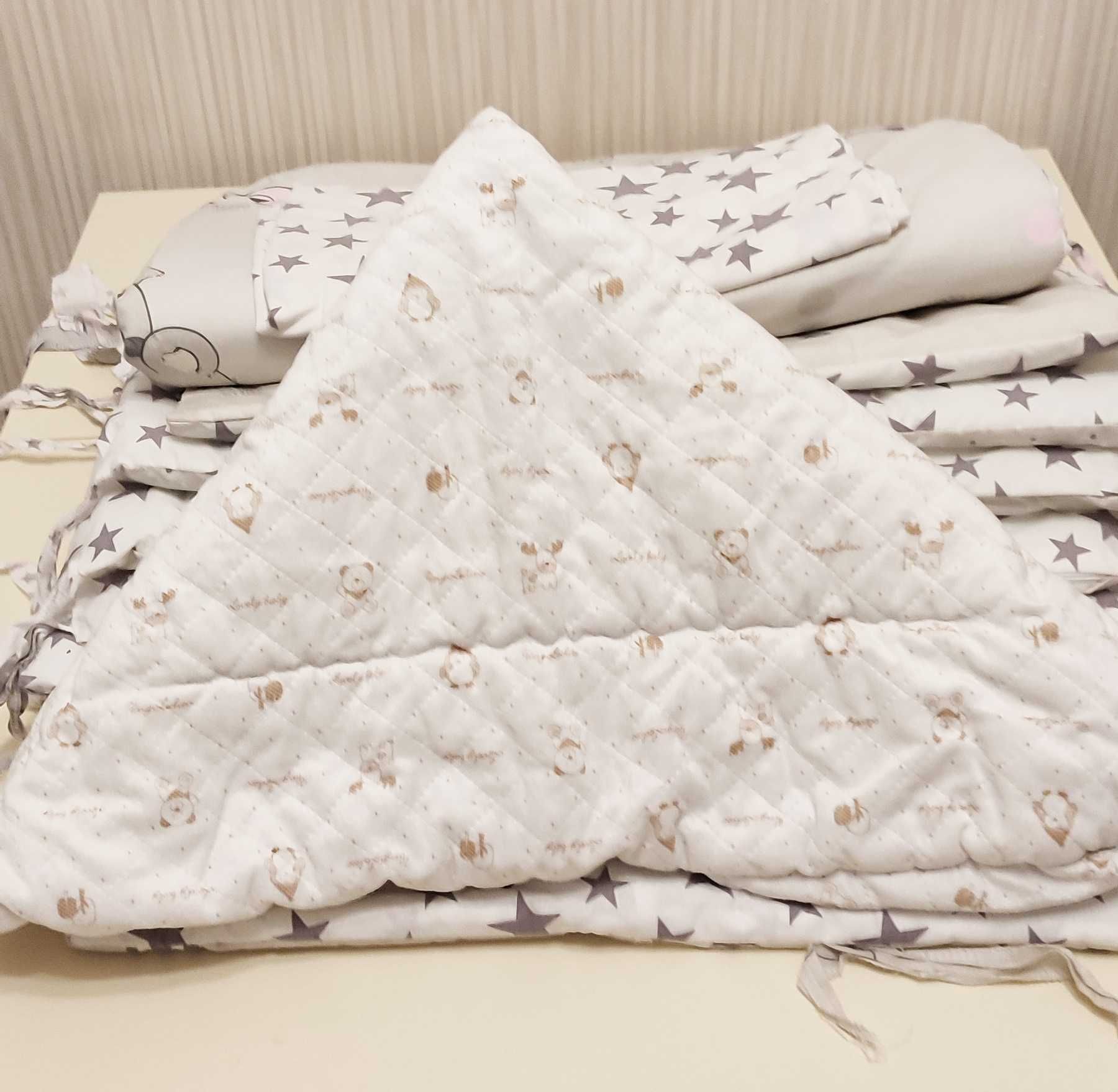Детское постельное - защита на кроватку бортик - комплект для младенца