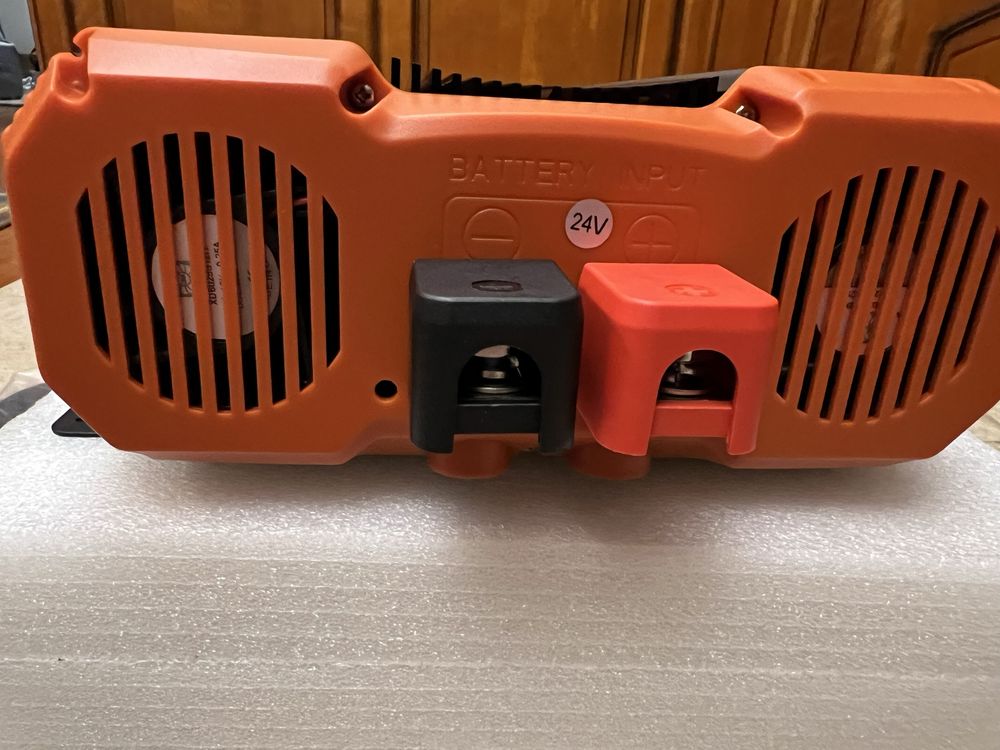 Інвертор FCHAO 3500W 24v-230V чистий синус