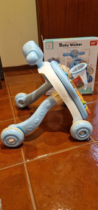 Andador musical bebé