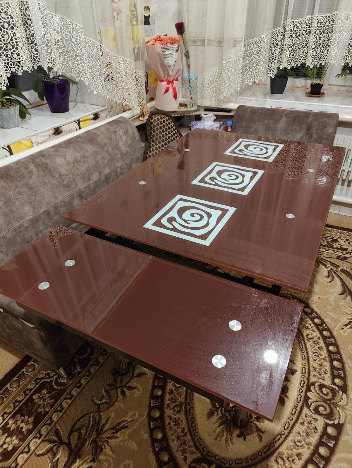 Продам кухонный стол
