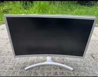 Acer curvo branco