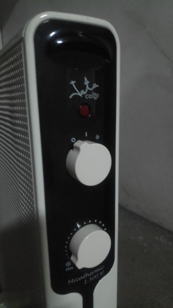 Aquecedor com rodas 1500w