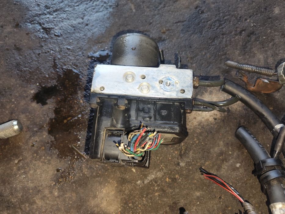 Toyota Avensis T25 1.8 / 2.0 VVt-i pompa hamulcowa ABS 0265.225.319