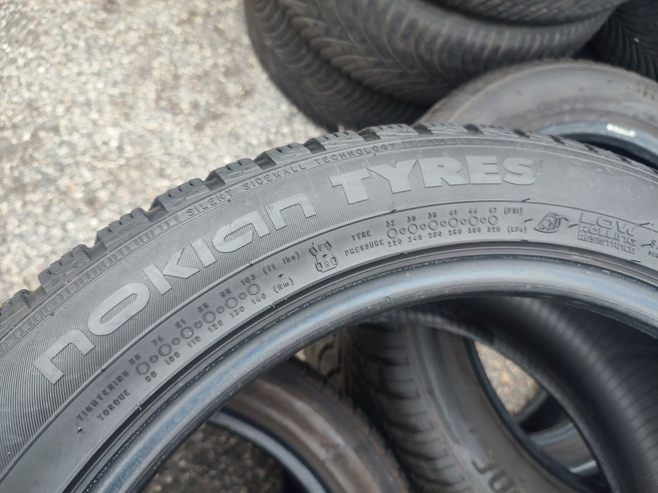 Komplet opon Nokian Tyres WR SnowProof 245/45/18 100V
