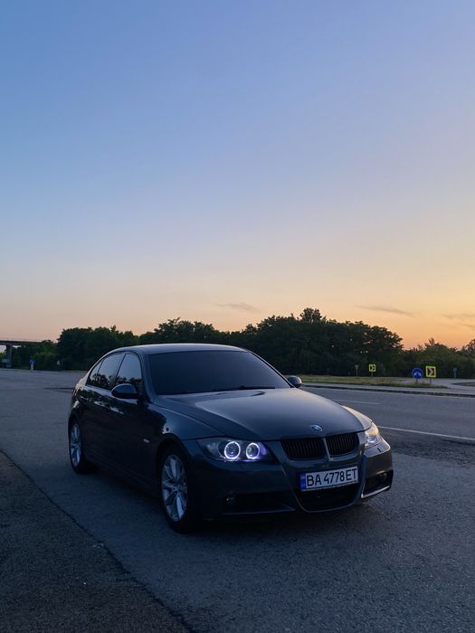 Продам BMW E90 330XI 2006р.