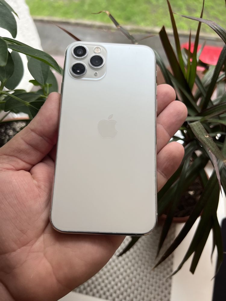 Iphone 11 pro 64 білий