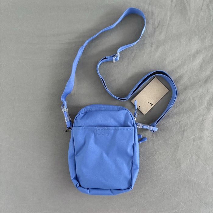 Saszetka nerka nike air swoosh tech drill torba na ramie listonoszka