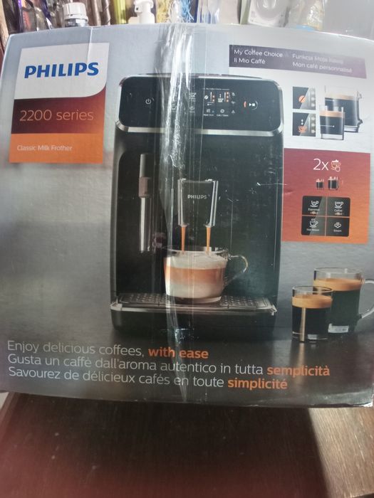 Кофемашина PHILIPS 2200 series