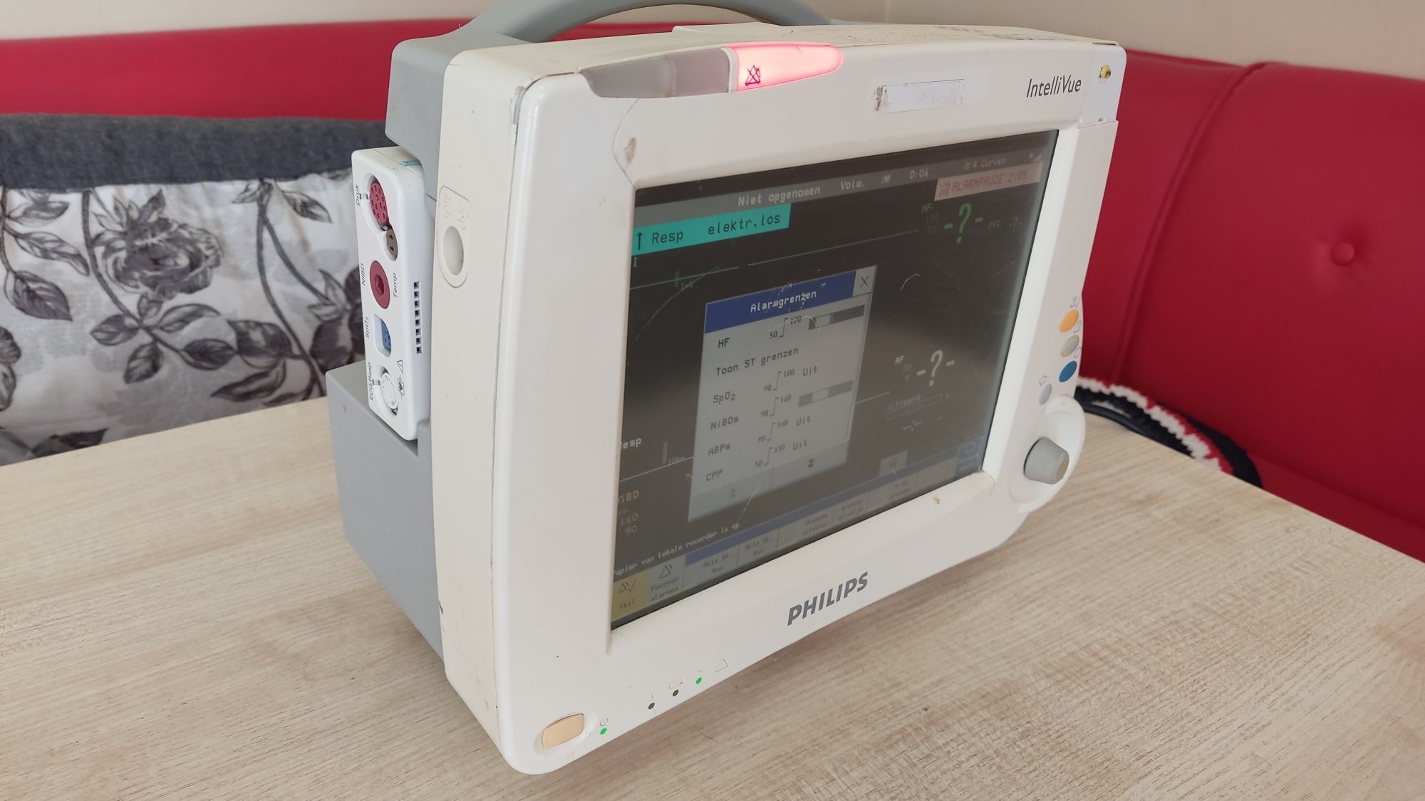 Монітор пацієнта Philips IntelliVue MP30