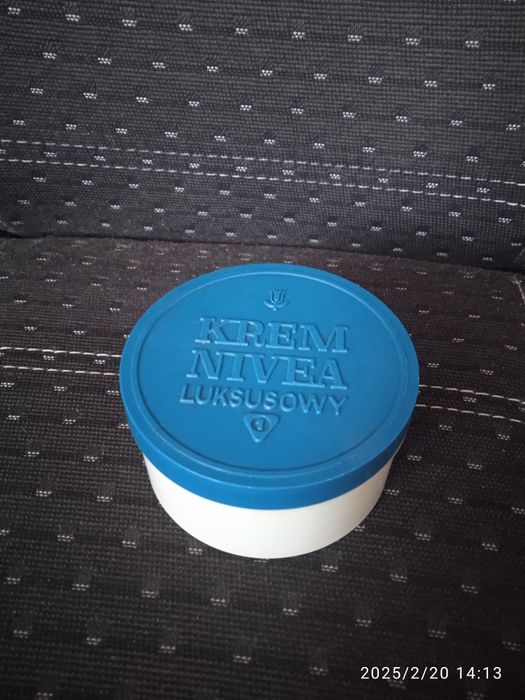 Pudełko Krem Nivea Luksusowy Fabryka Kosmetyków Lechia Poznań Pollena