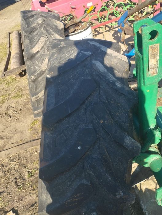 380/70 r24 opony petlas