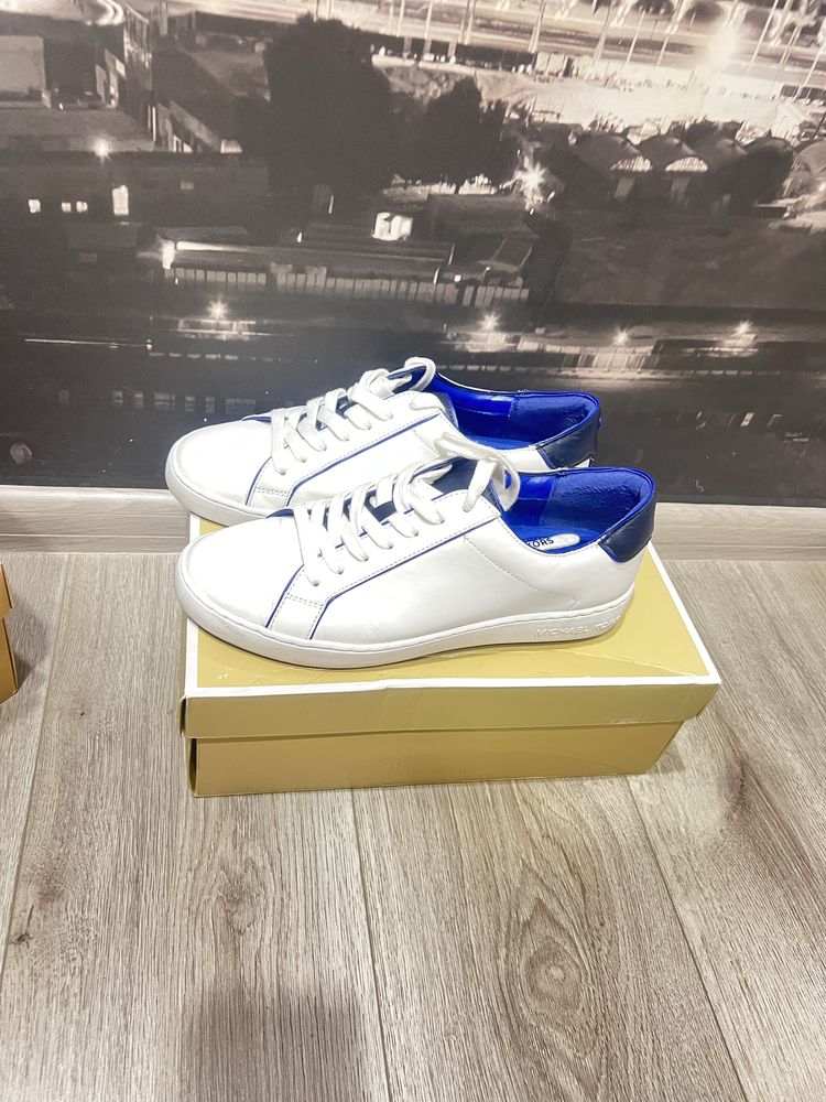 Кеды оригинал  michael kors. Размер 40-40.5. Белые с синим