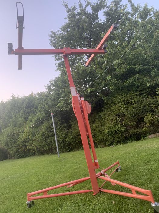 Podnosnik do plyt gipsowych,osb itp