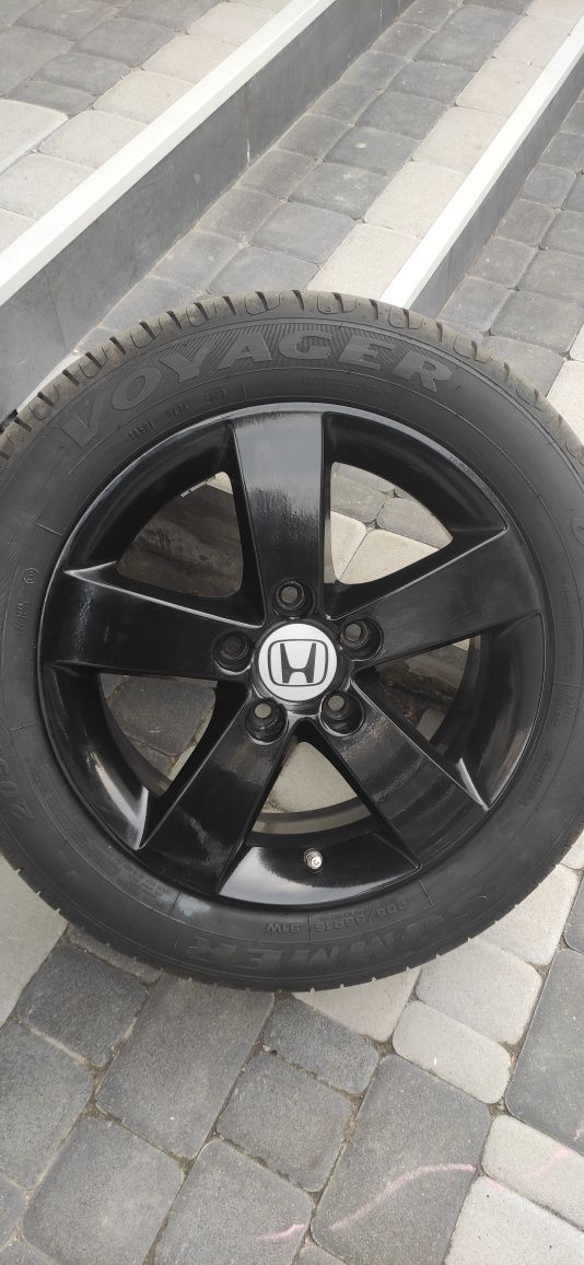 Продам диски оригінал Honda r16 + гума Voyager