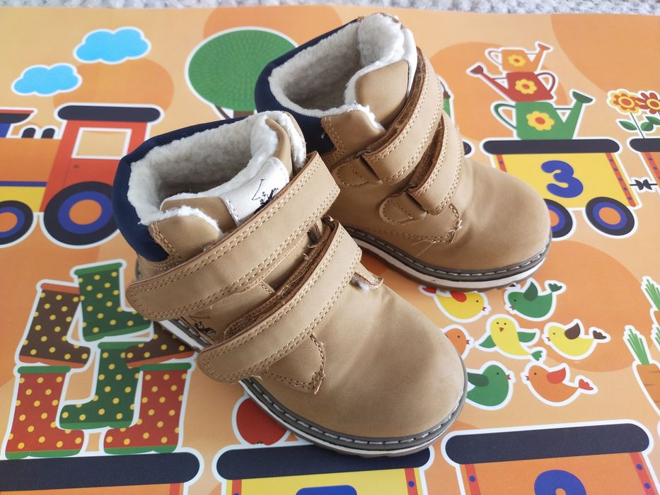 Buty dziecięce ocieplane CCC r.24