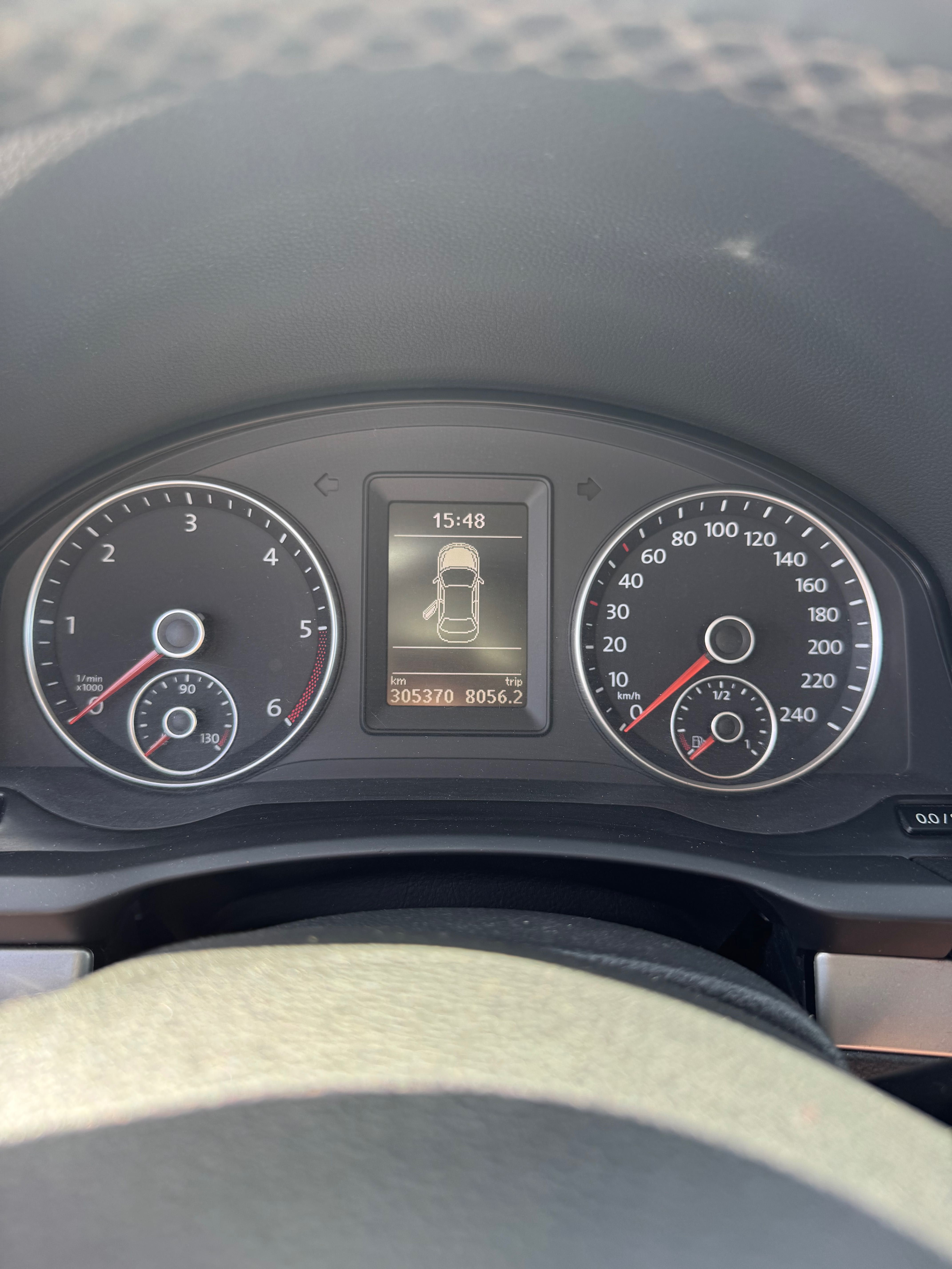 Vowsvagen Jetta 1.6TDI