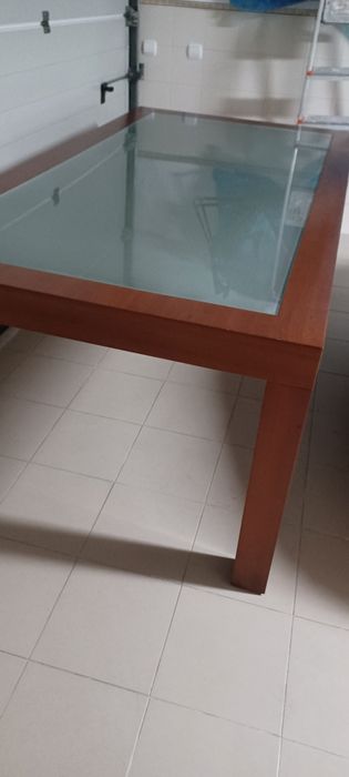 Mesa de Cerejeira e vidro