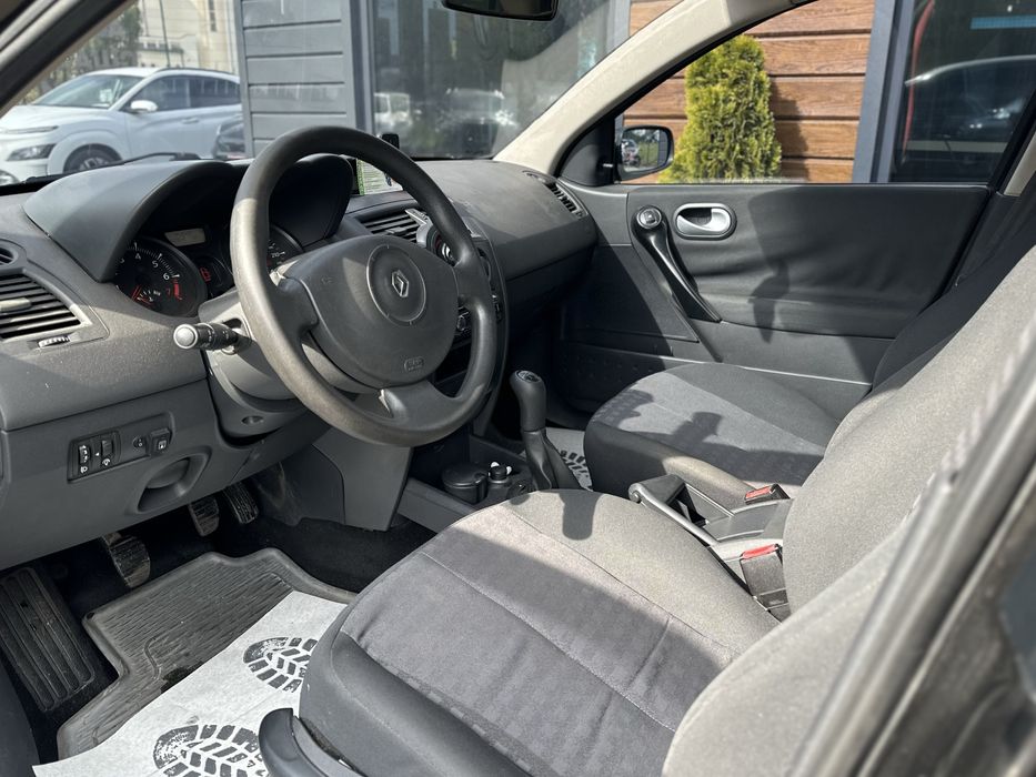 RENAULT MEGANE 2009 року, 1.4 газ/бензин, механіка, передній привід.