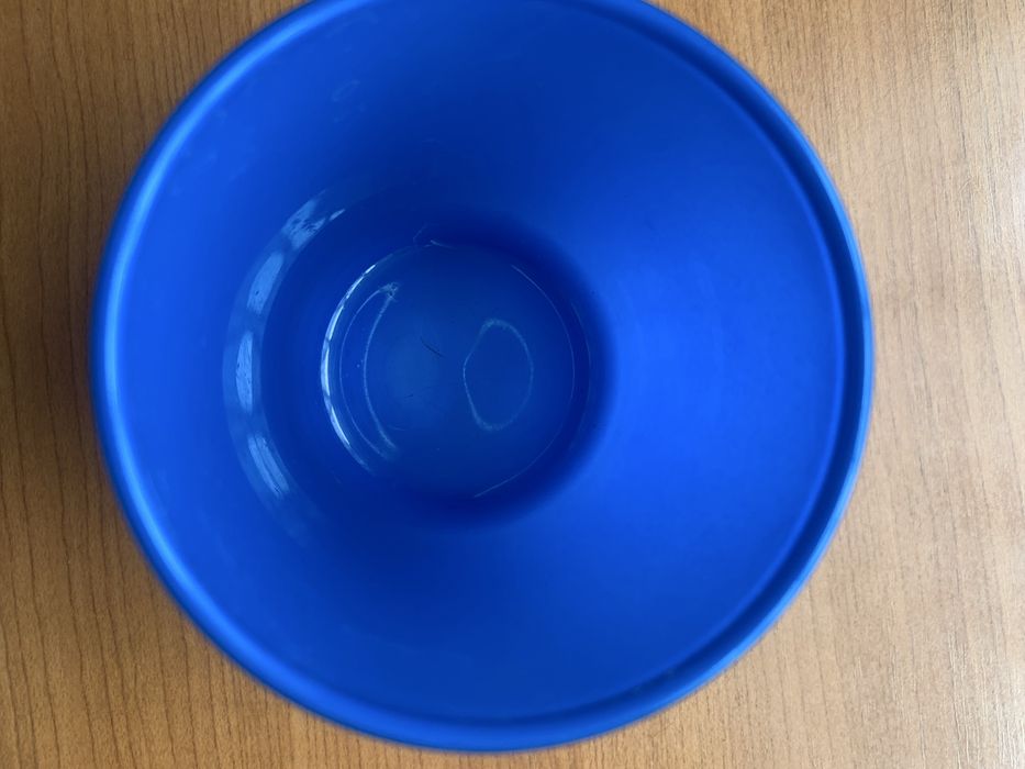 Fajna niebieska/chabrowa szklanka (średnica: 7 cm)