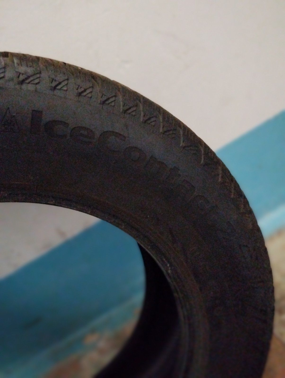 Michelin R17 235 65 R17 зима