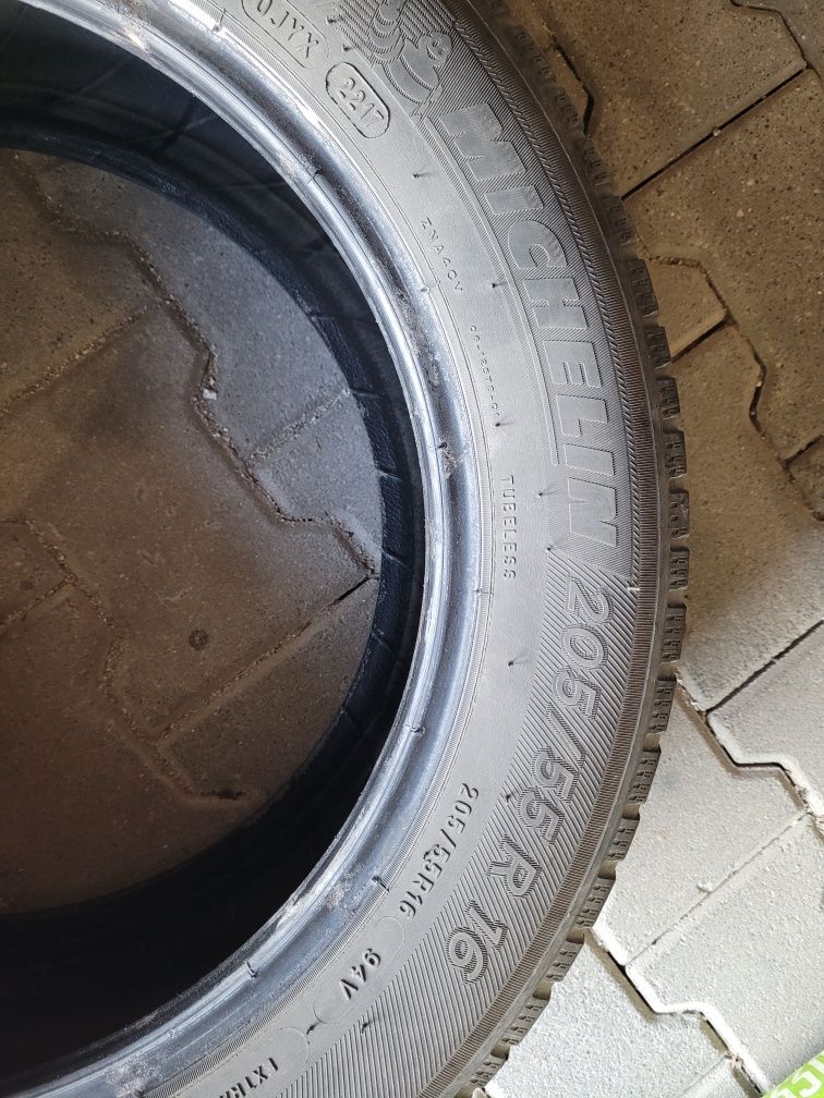 4x opona MICHELIN CrosClimate 205/55 R16