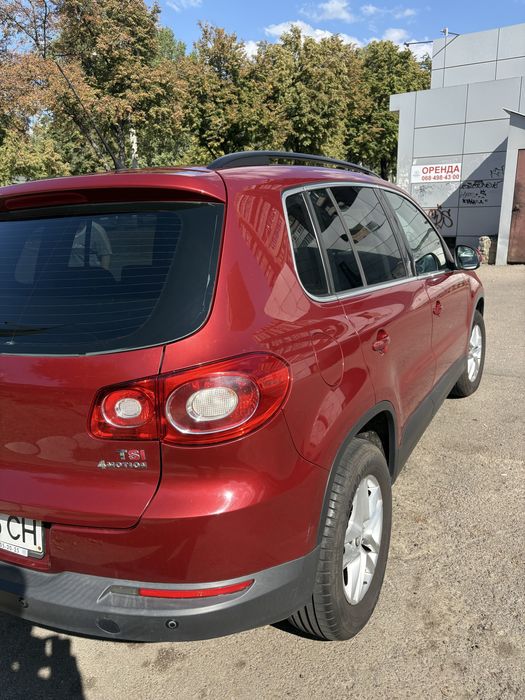 Продам Volkswagen Tiguan 2010