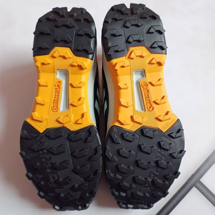 Нові оригінальні трекинговые Adidas Terrex AX4 GORE-TEX р41.5