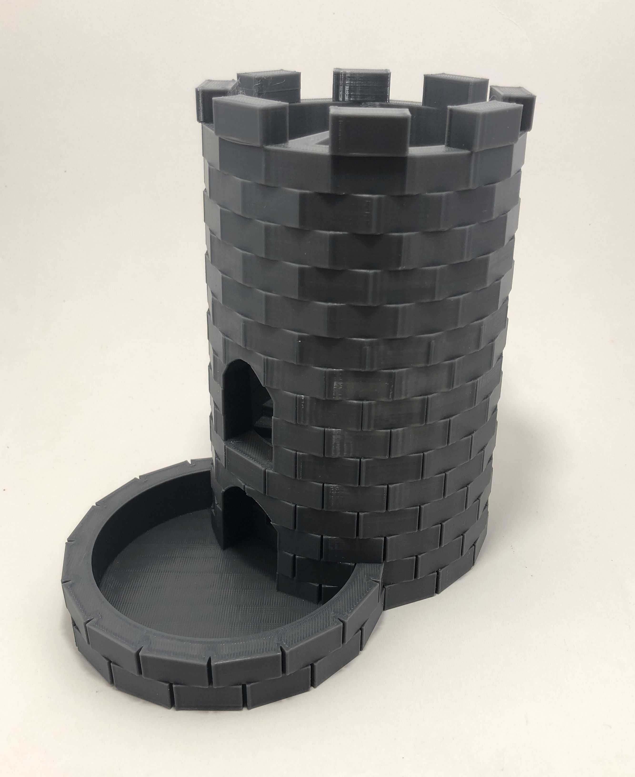 Wieża na Kości – Dice Tower do Gier Planszowych | Rzuć Kość w Stylu